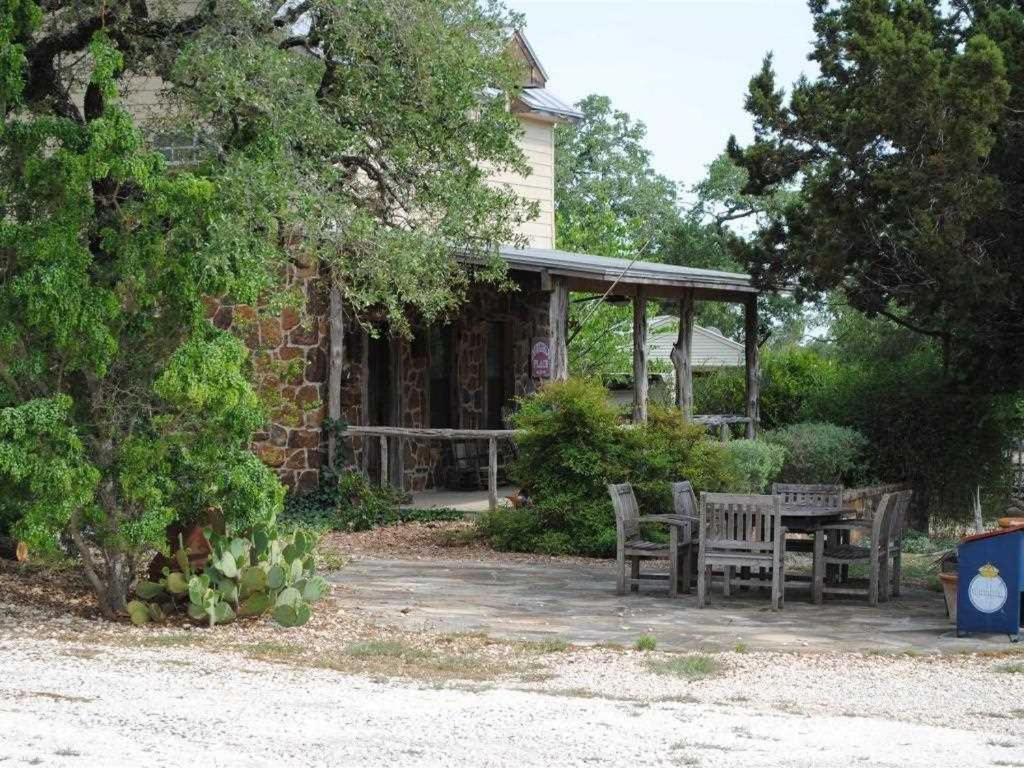 Last Outpost Bandera Ranch House المظهر الخارجي الصورة